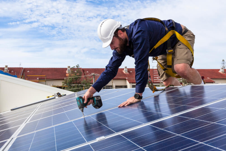Benefits of Hiring Certified Solar Contractors for Your Business